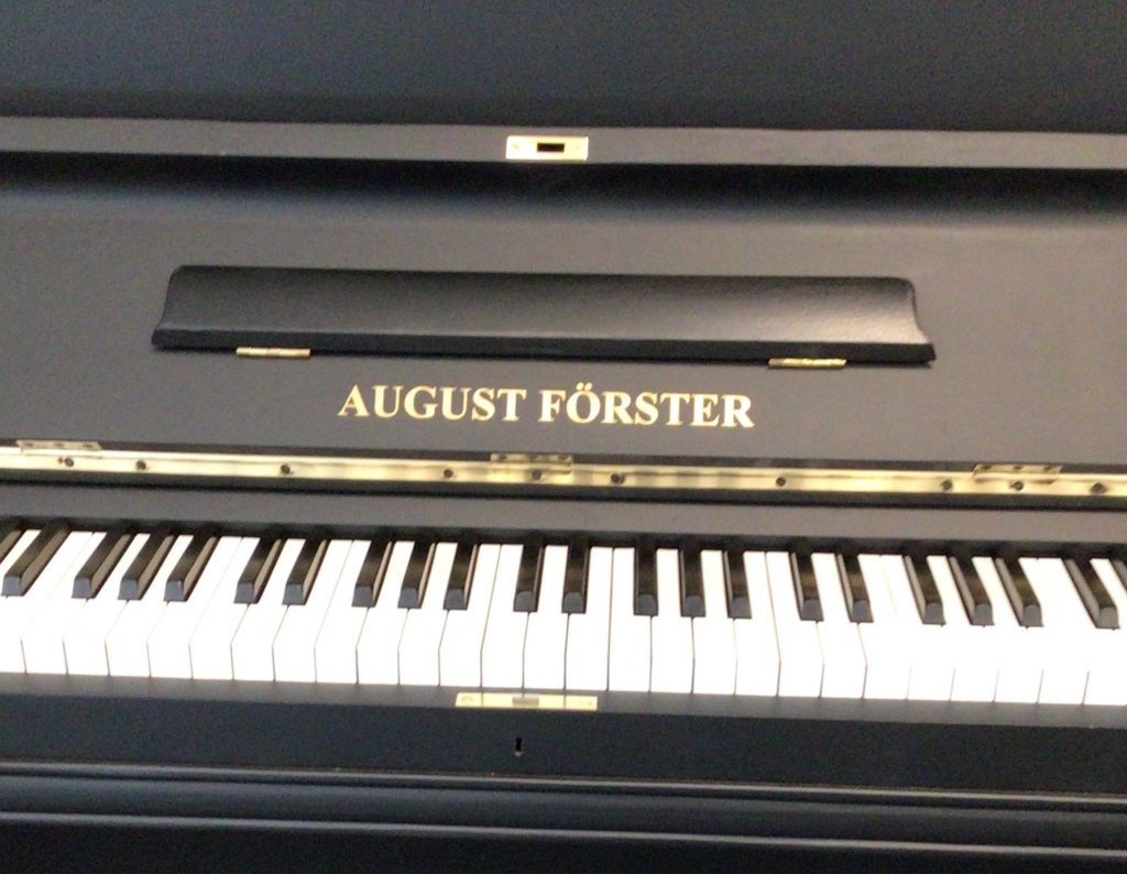 August Förster Klavier